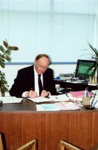 2000-downstarirs-office-kings