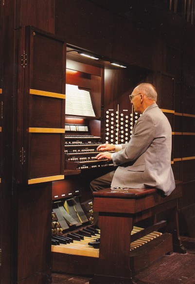 2013-edmonton-kobie-at-winspear